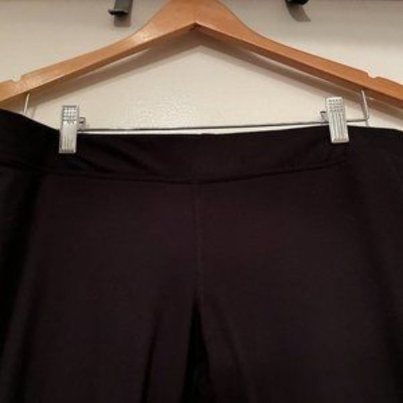 Isabel Maternity Black Leggings‎ (Size Small) (Soft!) - Picture 10 of 14